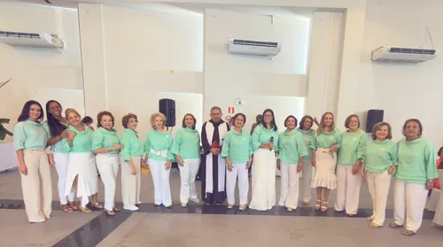 Movimento Dando as Mãos realizou seu tradicional Almoço de Natal no Iate Pajuçara - Imagem