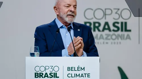Na Cúpula de Belém, Lula cobra ação coletiva para enfrentar crise ambiental - Imagem