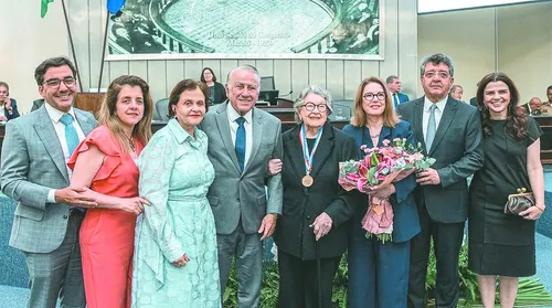Nancy Virgínia Karns Lyra: Medalha de Mérito Lily Lages e Título de Cidadã Honorária de Alagoas - Imagem