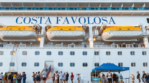 Navio Costa Favolosa abre temporada de cruzeiros em Alagoas - Imagem