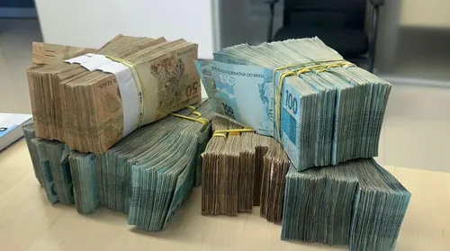 PF prende empresário e apreende R$ 270 mil na Prefeitura de Murici - Imagem