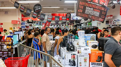 Salários de fim de ano devem injetar R$ 6,5 bilhões na economia de Alagoas - Imagem