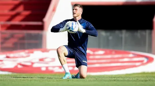 Seis reforços assinam pré-contrato com o CSA - Imagem