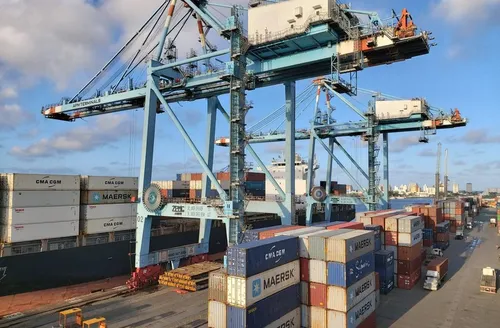 5 dos 10 produtos mais prejudicados por tarifa dos EUA conseguiram redirecionar exportações