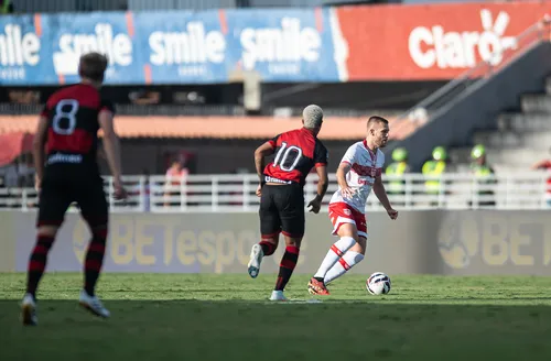 CRB terá time titular completo para jogo contra Operário-PR