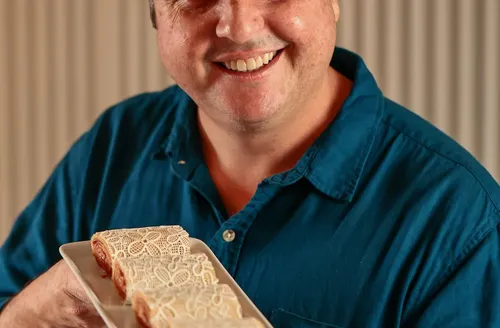 Chef lança seu primeiro livro: Nova Gastronomia Alagoana, na Bienal Internacional