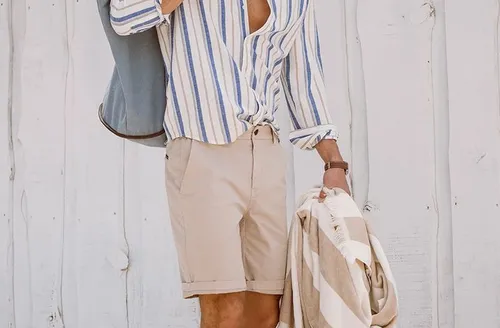 Homens na moda durante o verão