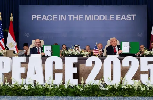 Líderes mundiais assinam acordo de cessar-fogo em Gaza