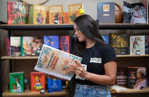 Livro infantil de Graciliano Ramos é adaptado para o sistema braille