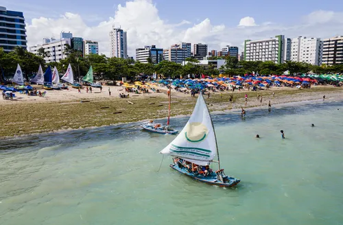 Maceió e Maragogi estão entre os destinos mais buscados para férias