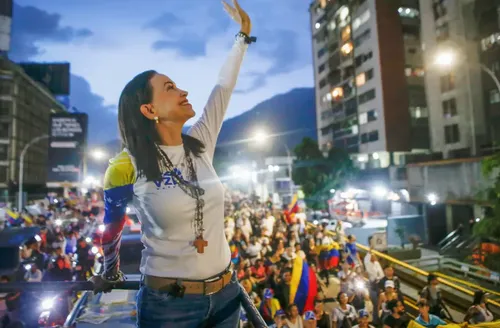 Nobel da Paz vai para María Corina Machado, opositora de Nicolás Maduro