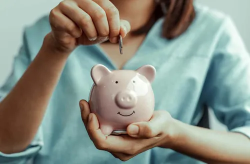 Quase metade dos brasileiros não tem dinheiro guardado para imprevistos