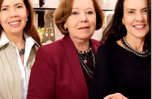 Renata+Jeanine Fontan comandam lançamento da nova coleção da Caleidoscópio