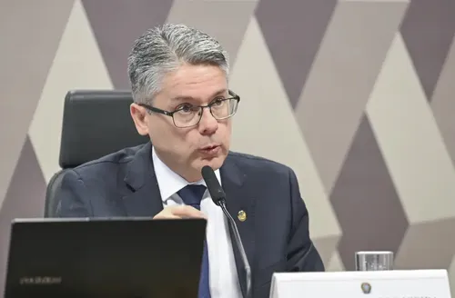 Senado reformula PL Antifacção, e votação na CCJ é adiada para o dia 10