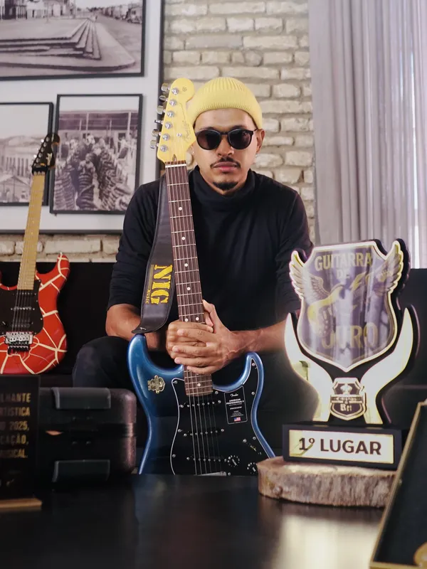 Alagoano Paulo Vitor vence o Concurso Guitarra de Ouro
