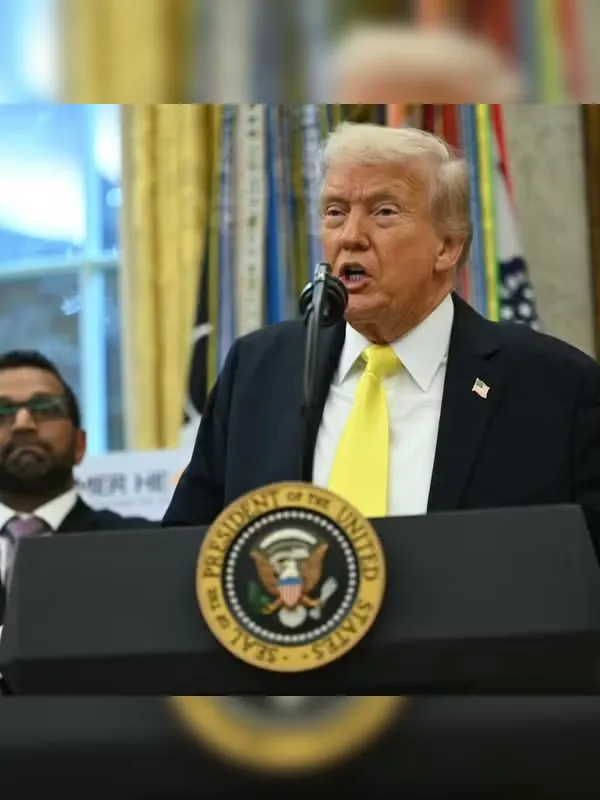 Trump dá carta branca à CIA para agir pela queda de Maduro