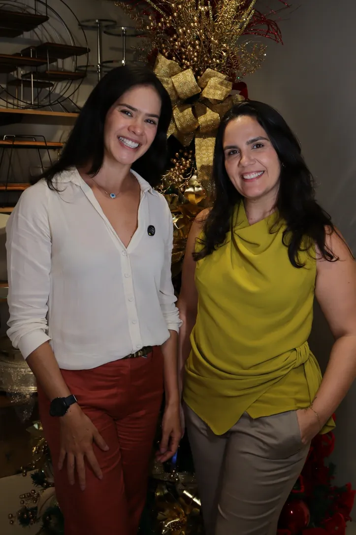 Clívia Lins e Ana Cabral trabalham com o aluguel de itens para mesa posta