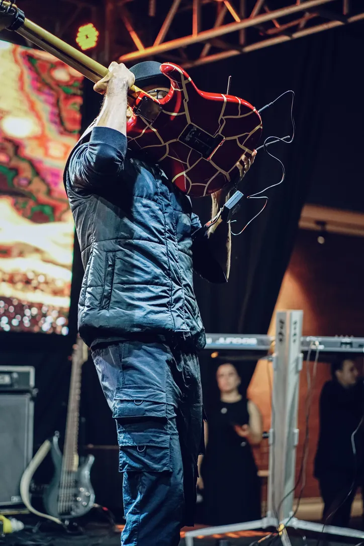 Imagem ilustrativa da imagem Alagoano Paulo Vitor vence o Concurso Guitarra de Ouro