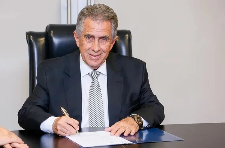 O Centro Universitário Cesmac concede nesta segunda-feira (24), às 19h, no Centro Cultural Reitor João Sampaio, o título de Doutor Honoris Causa ao desembargador ORLANDO ROCHA FILHO, do Tribunal de Justiça de Alagoas (TJ-AL)