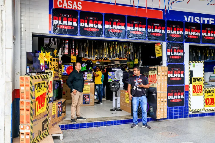 Estudo também aponta tíquete médio de R$ 415,71 em compras