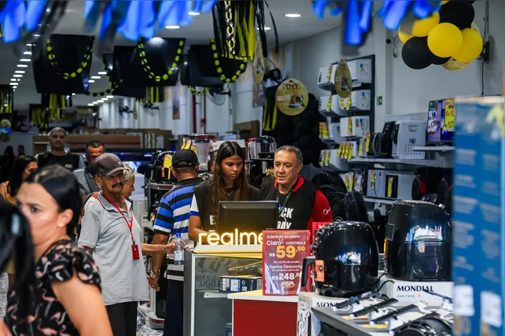Levantamento mostrou que 65,03% dos consumidores pretendem aproveitar as promoções