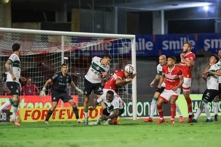 CRB e Coritiba se reencontram pela Série B do Brasileiro, desta vez no Estádio Couto Pereira