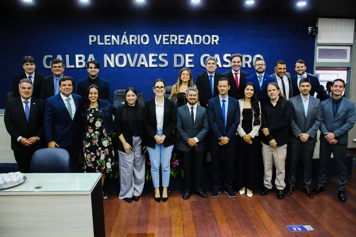 Novos servidores acompanharam a sessão ordinária da Câmara