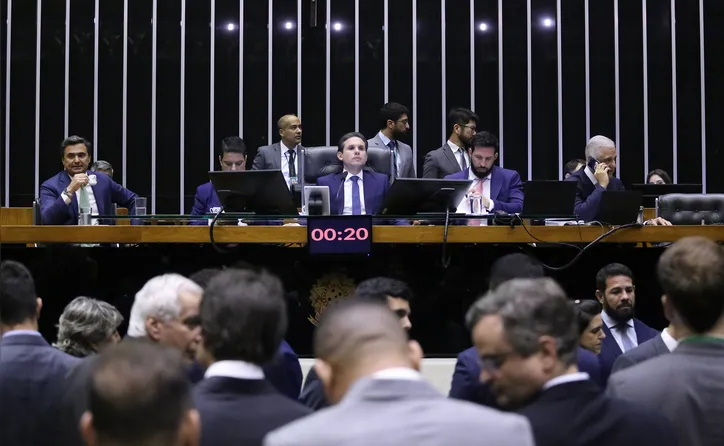 Projeto recebeu 370 votos favoráveis e 110 contrários na Câmara