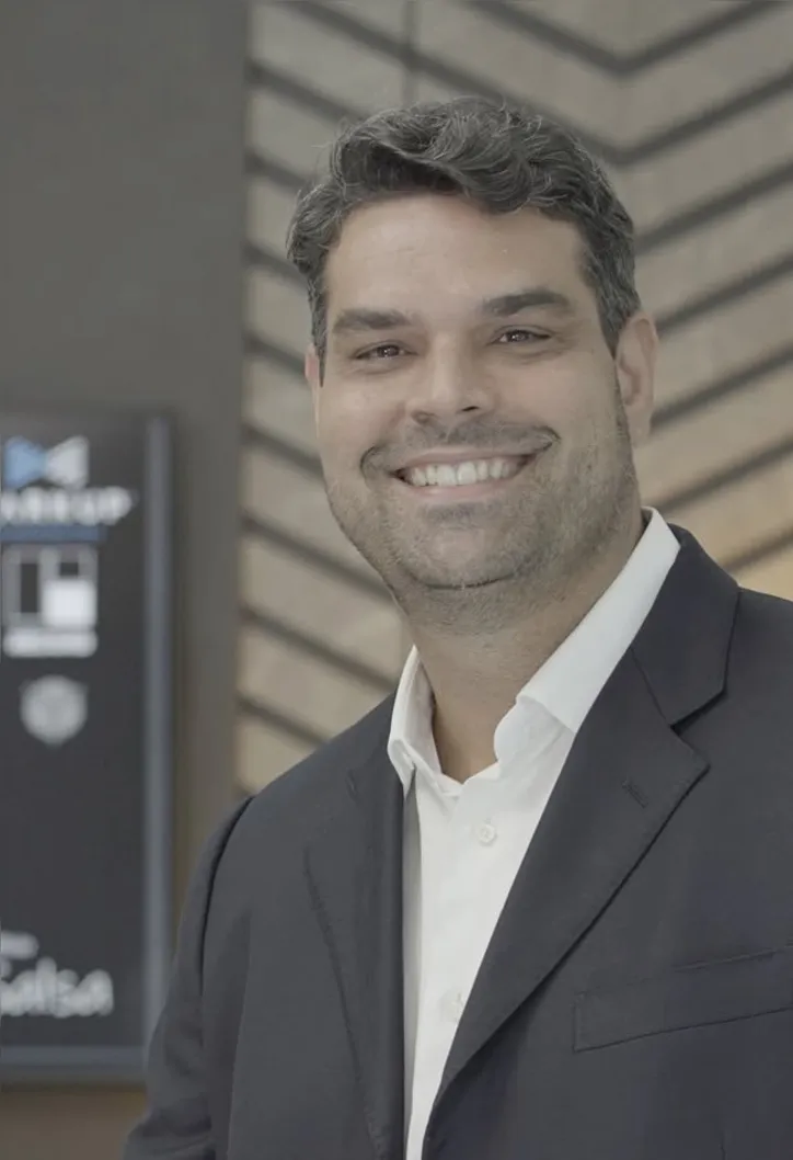 Imagem ilustrativa da imagem Chef lança seu primeiro livro: Nova Gastronomia Alagoana, na Bienal Internacional