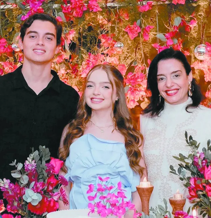 Imagem ilustrativa da imagem Chef lança seu primeiro livro: Nova Gastronomia Alagoana, na Bienal Internacional