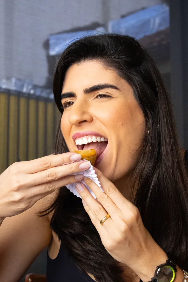 Marcela é jornalista e diz que não divide sobremesa