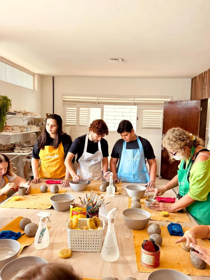 Imagem ilustrativa da imagem Desacelerar com as mãos