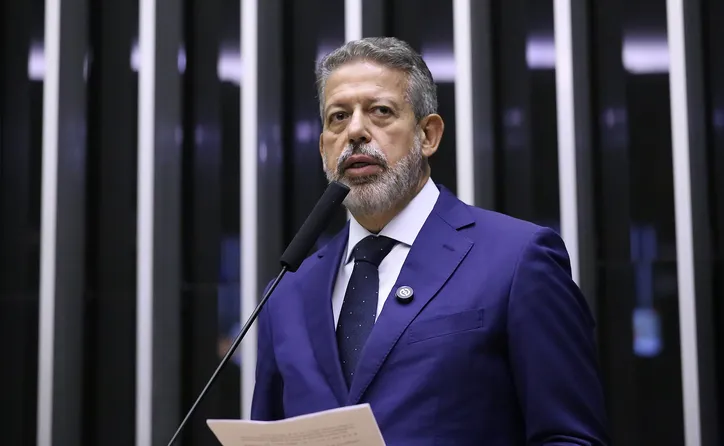 Imagem ilustrativa da imagem Disputa pela segunda cadeira no Senado deve ser acirrada em AL