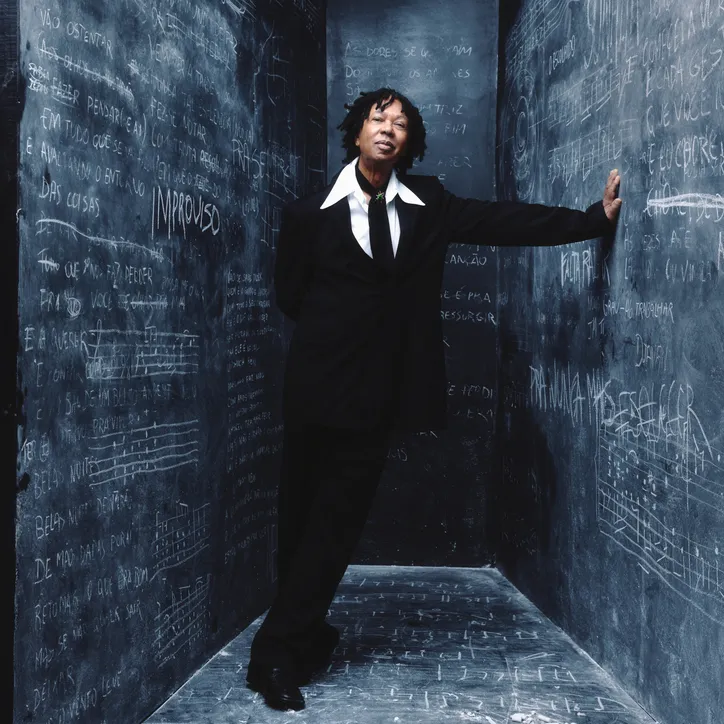 Imagem ilustrativa da imagem Djavan faz jazz com a vida e brinda o amor em álbum que celebra seus 50 anos de carreira