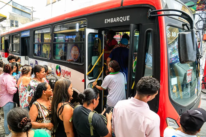 PIB do setor de serviços registrou crescimento de 3,70%, o segundo maior do Nordeste