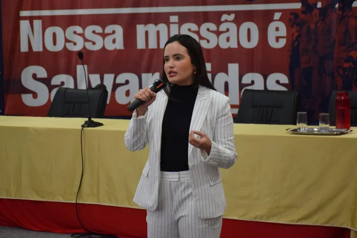 Controladora-geral do Estado, Sâmara Suruagy recomenda assiduidade, comunicação com a chefia imediata e diálogo