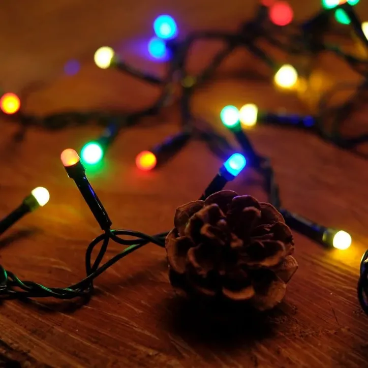 Especialista dá dicas para uso seguro de pisca-pisca no Natal