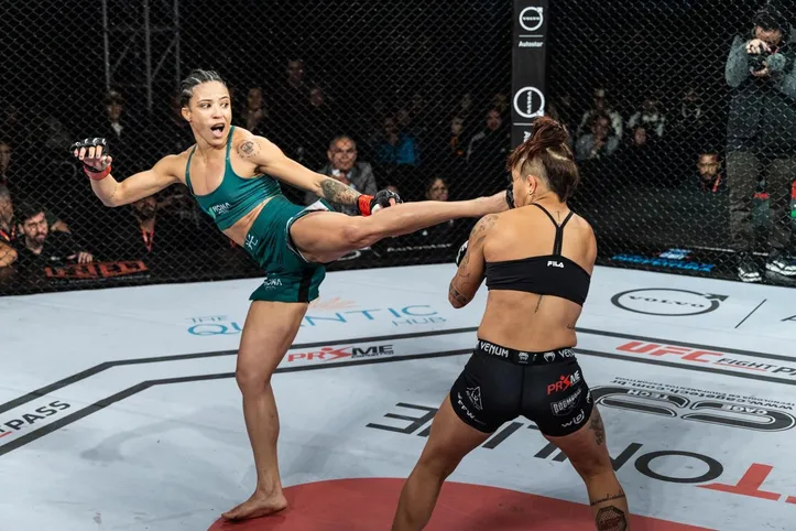 Rose Conceição (esq) está confirmada no Coliseu Extreme Fight