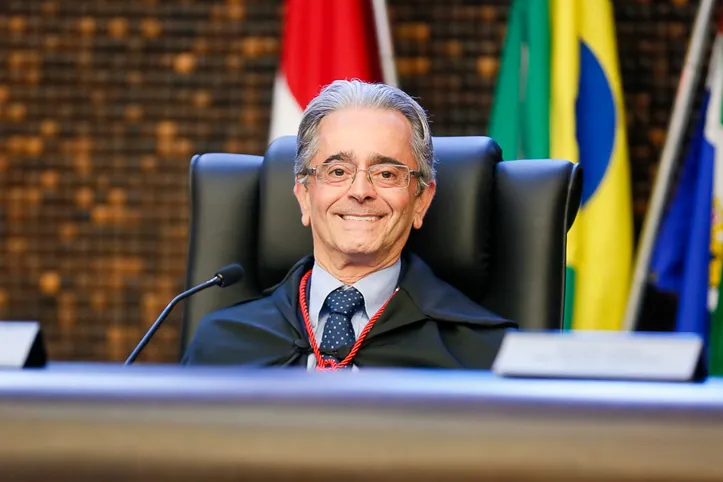 Desembargador Fábio Bittencourt ficará no comando do Executivo estadual até o próximo dia 10