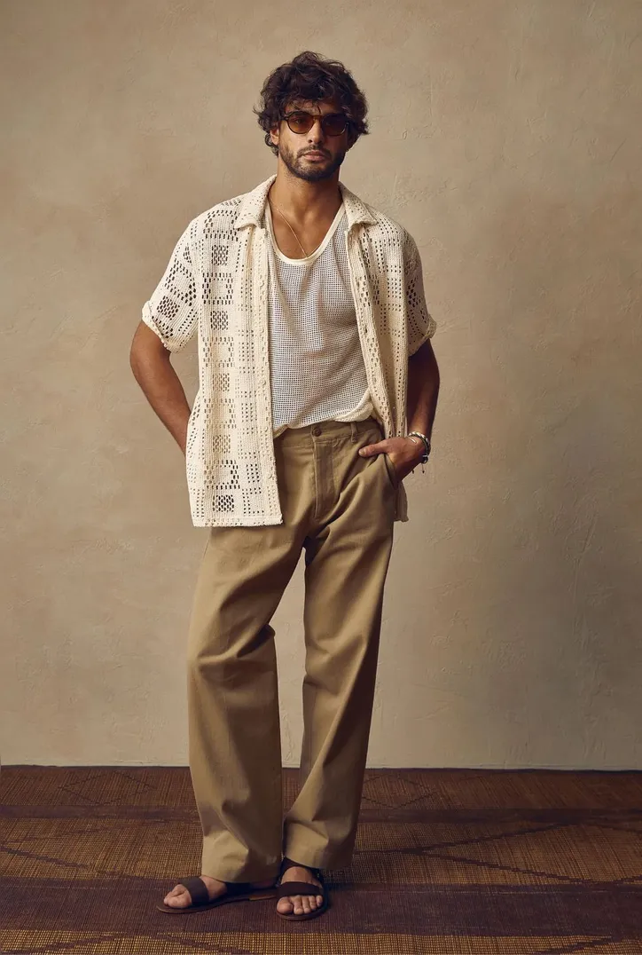 Peças mais largas também não podem faltar nesse verão