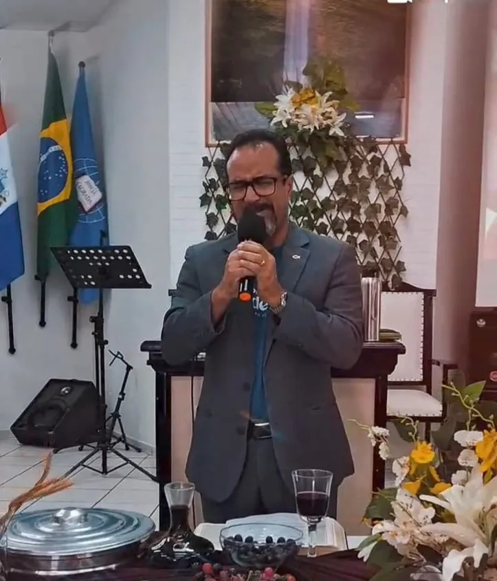 Pastor Wellington chama a Igreja para produzir bons frutos