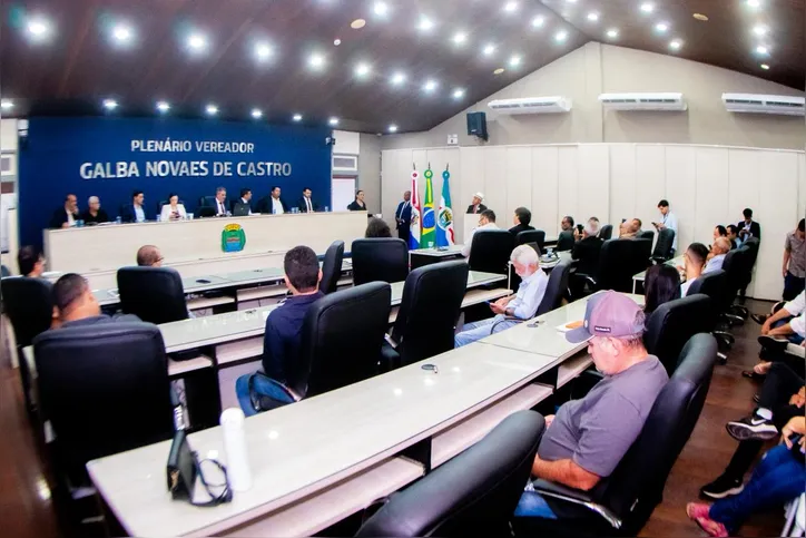 Audiência pública na Câmara reuniu ontem 12 vereadores e representantes de movimentos sociais