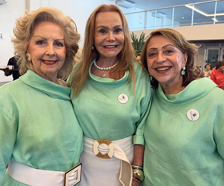 Imagem ilustrativa da imagem Movimento Dando as Mãos realizou seu tradicional Almoço de Natal no Iate Pajuçara