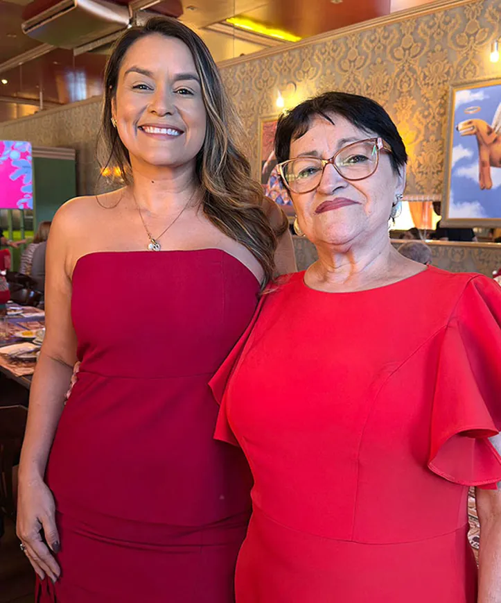 Imagem ilustrativa da imagem Movimento Dando as Mãos realizou seu tradicional Almoço de Natal no Iate Pajuçara