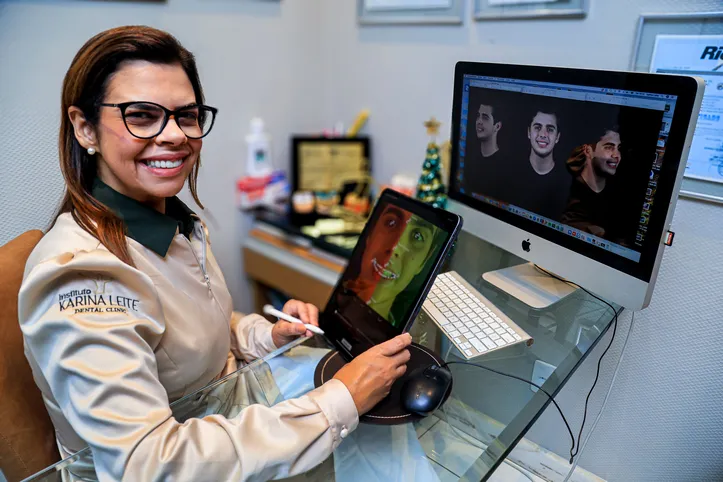 Maceió, 02 dezembro de 2025
Thaísa Leite, cirurgiã-dentista que cuida da saúde bucal durante o período de festas de final de ano. Alagoas - Brasil.
Foto:@Ailton Cruz