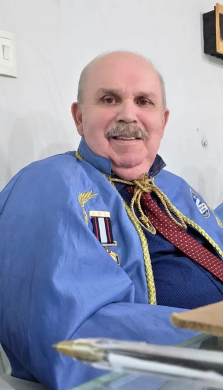 Entre a Medicina e a Literatura, JORGE SOARES se destaca como membro da Academia Alagoana de Letras e da Academia Maceioense de Letras