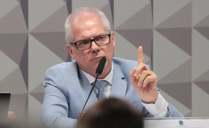 PF diz que Alessandro Stefanutto recebia propina mensal