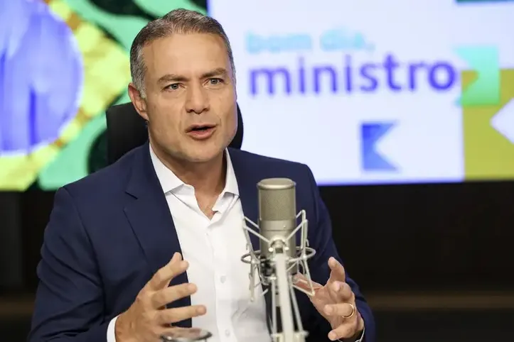 Ministro Renan Filha diz que objetivo é tornar a Carteira de Habilitação acessível aos trabalhadores