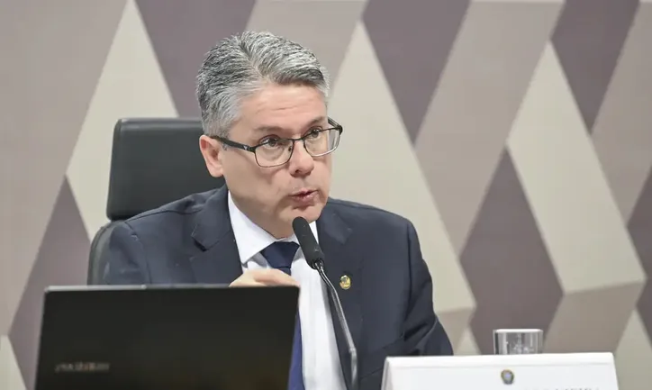 Vieira fez alterações no texto aprovado pela Câmara dos Deputados