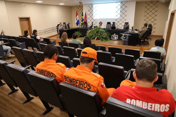 MP firma TAC e reforça regras para segurança nas festas